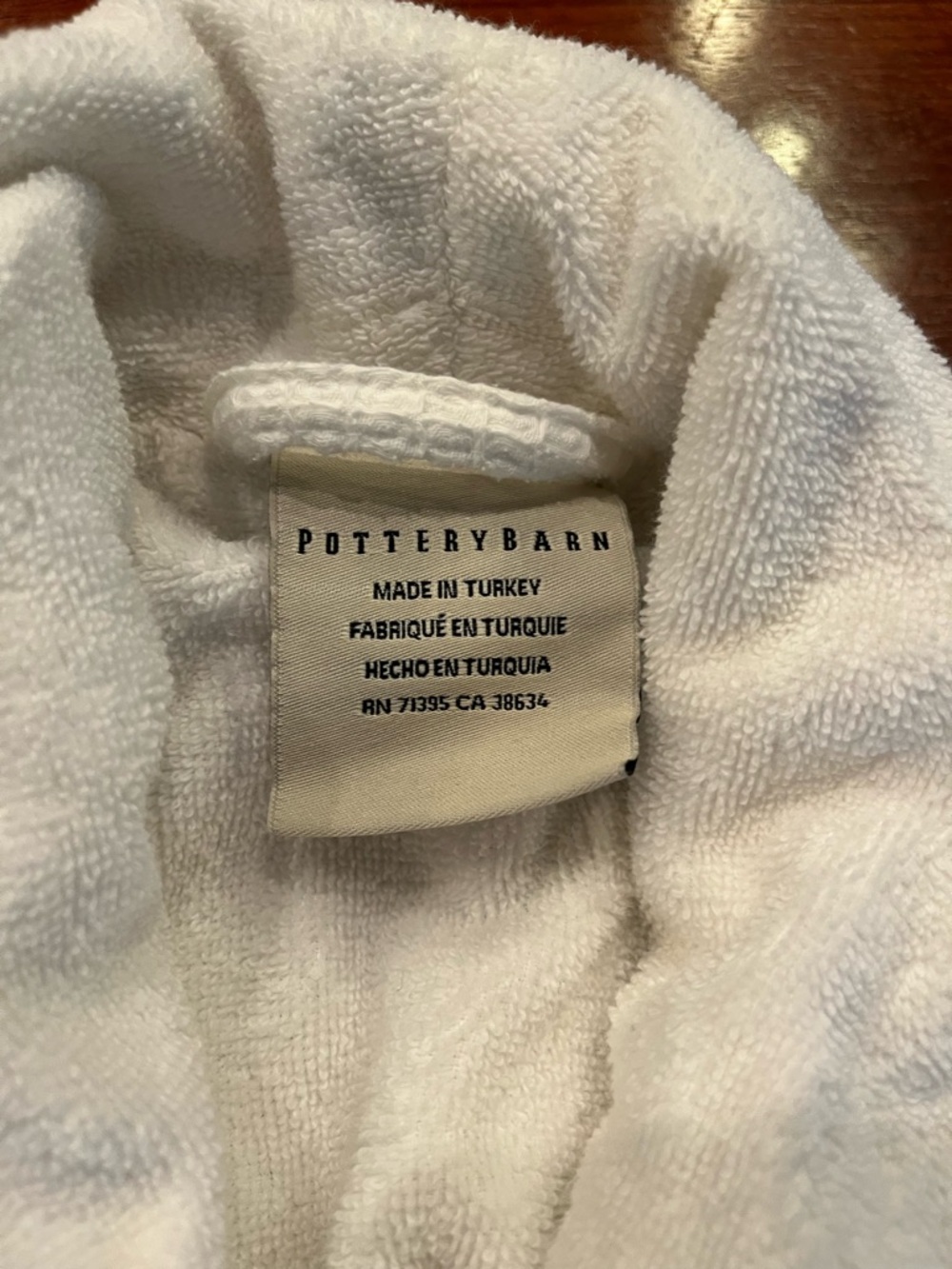 Pottery Barn Waffle Weave White Resort Robe Sz Small - Picture 3 of 7